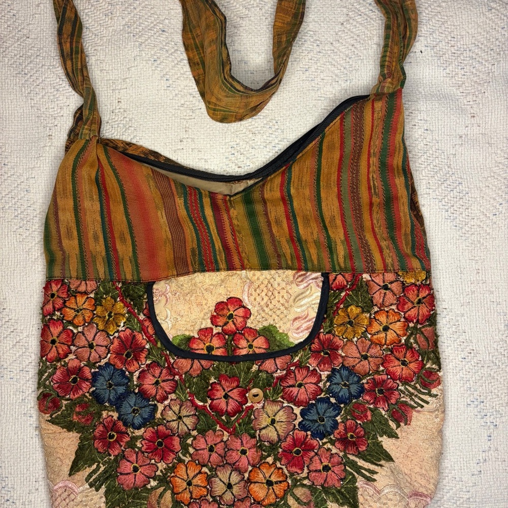 Embroidered Floral Crossbody Bag in Multicolor